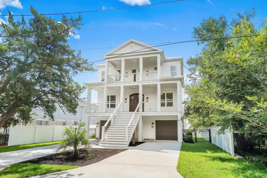 2503 Holly Dr., North Myrtle Beach, SC 29582 - #2