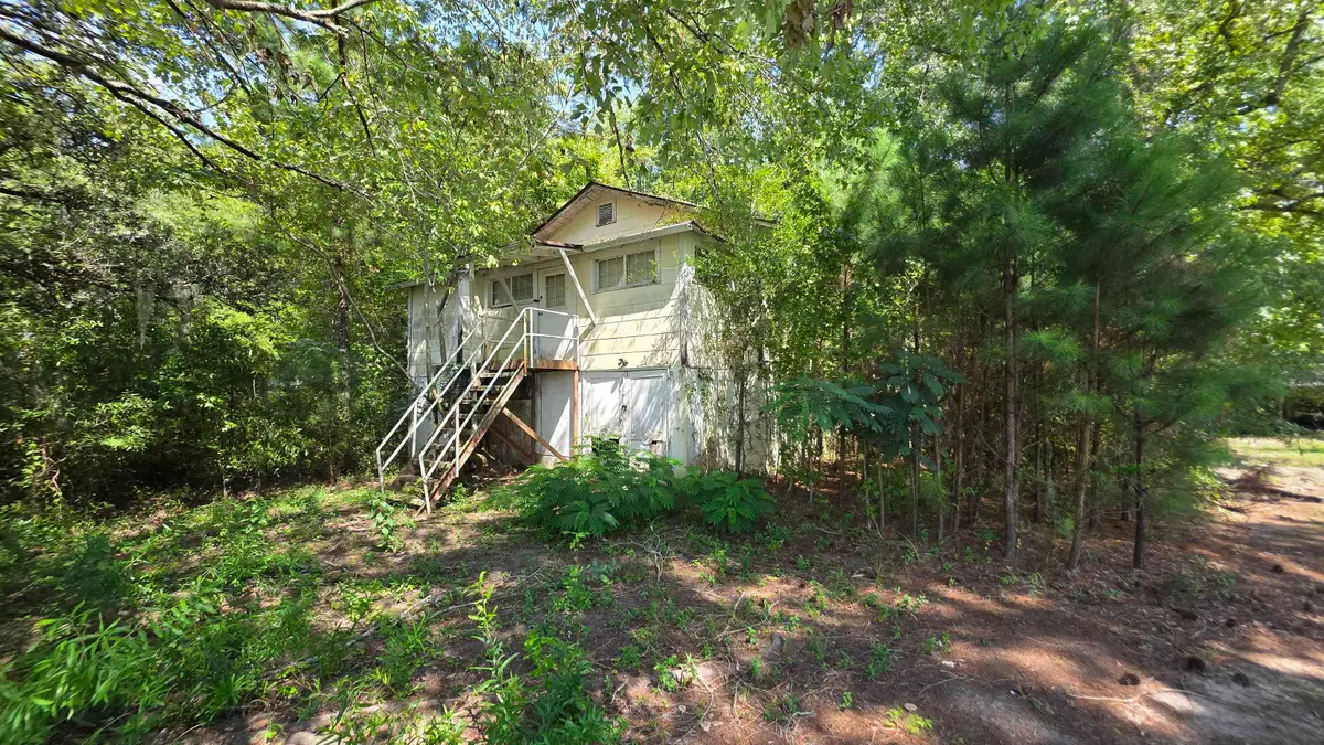 8476 Grapevine Ct., Gresham, SC 29546 - #1
