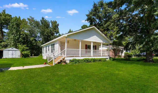 1017 Holt Rd., Conway, SC 29526
