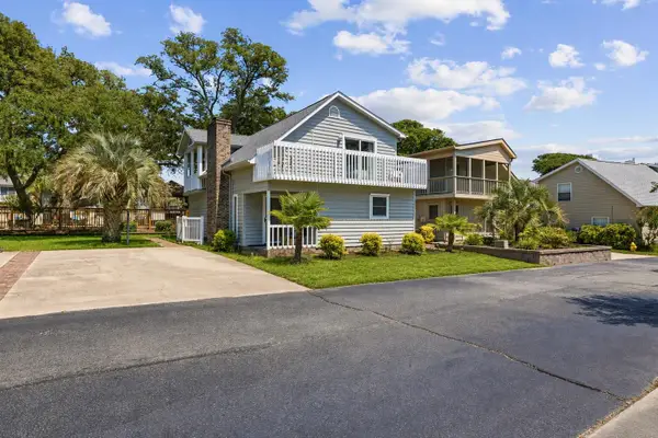402 Windy Ln., North Myrtle Beach, SC 29582