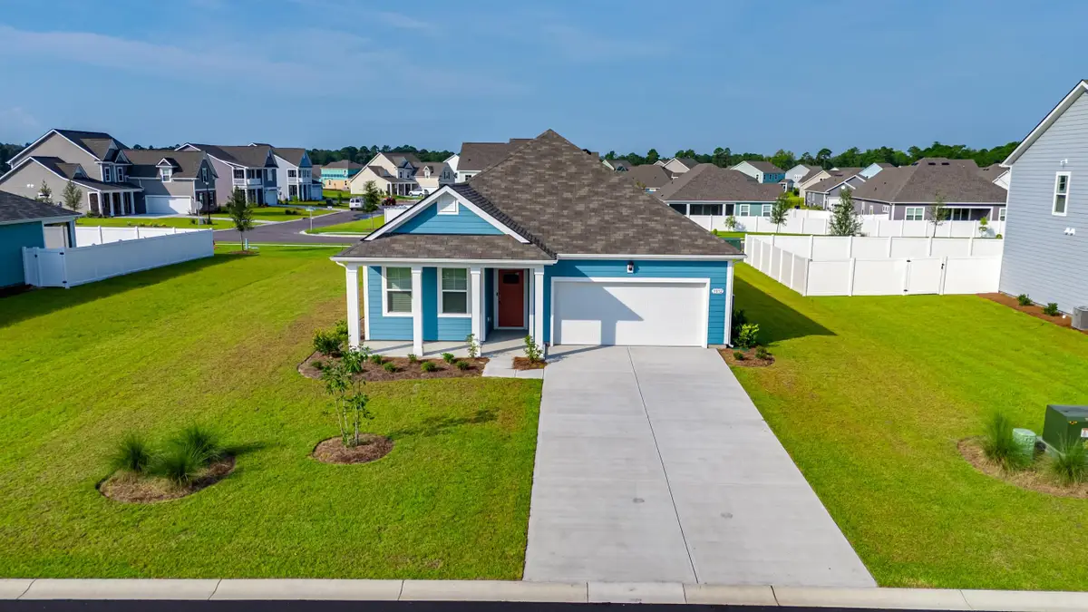 5032 Yellowstone Dr., Conway, SC 29526 - #1
