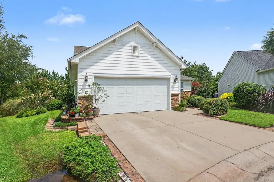 5004 Wax Myrtle Ct., North Myrtle Beach, SC 29582 - #2