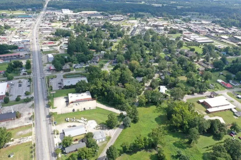 245 Moore St., Lake City, SC 29560 - #3