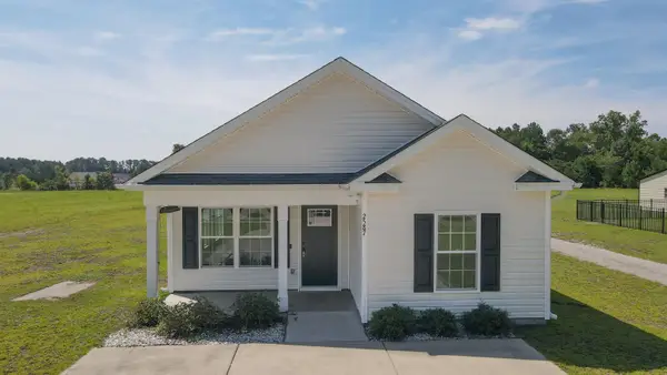 2587 Southern Crest Dr., Loris, SC 29569