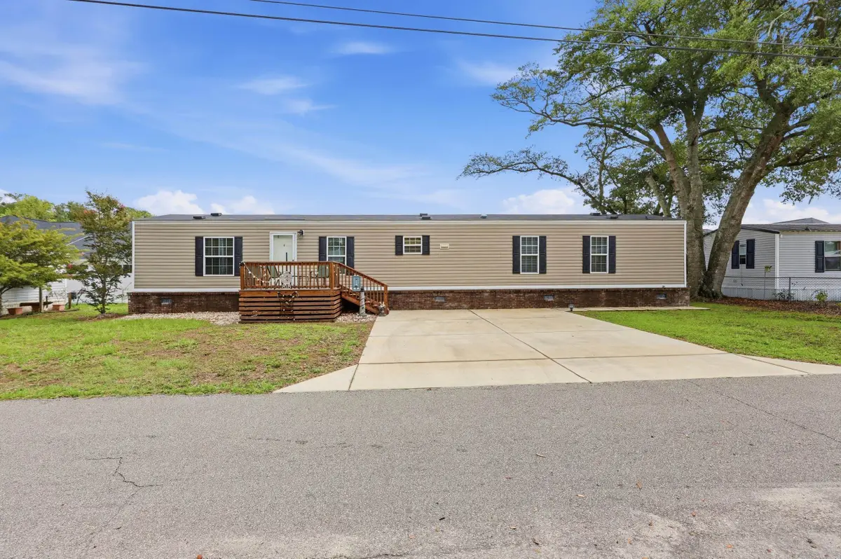 818 Wayne St., North Myrtle Beach, SC 29582 - #1
