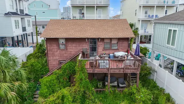 205 29th Ave. N, North Myrtle Beach, SC 29582