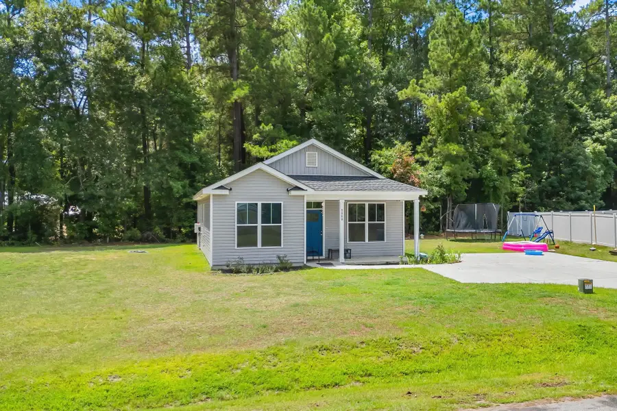 2860 Dawsey Rd., Aynor, SC 29511 - #2