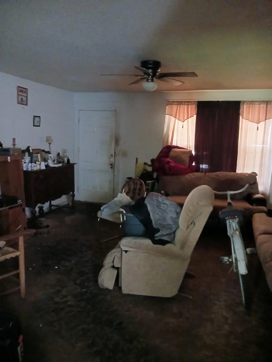 607 Smith St., Marion, SC 29571 - #3