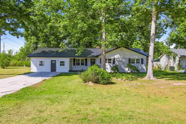 1114 Chicora Blvd., Conway, SC 29526