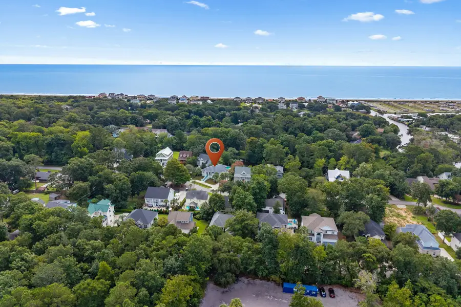 4907 Woodview Ln., Myrtle Beach, SC 29575 - #2