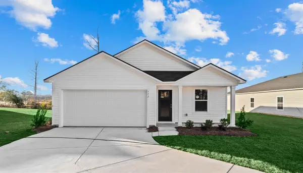 284 Pleasant Valley Dr, Loris, SC 29569
