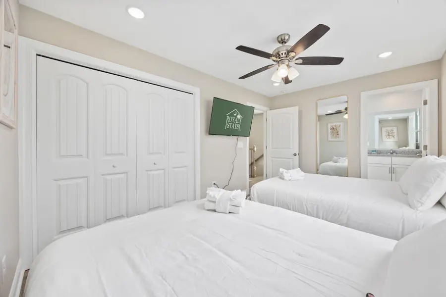 202 Madison Ct., Myrtle Beach, SC 29577 - #3