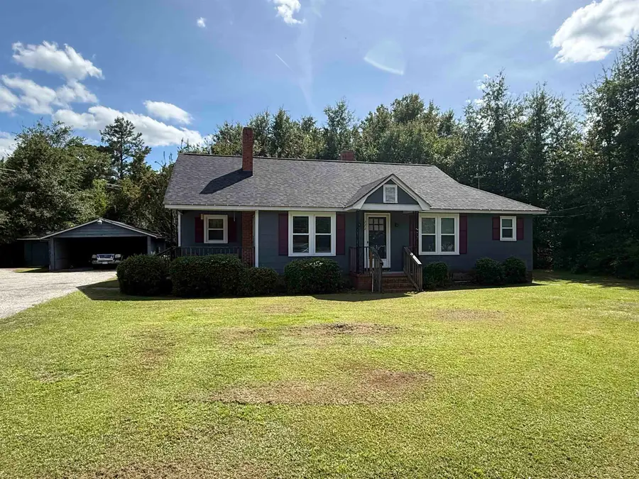 222 E Hampton St., Olanta, SC 29114 - #2
