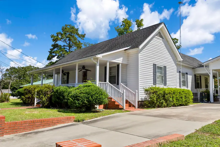 603 S Main St., Lake View, SC 29563 - #3