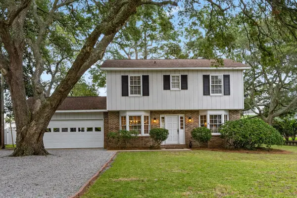 313 N Oak Dr., Surfside Beach, SC 29575