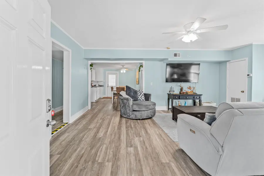 406 43rd Ave. S, North Myrtle Beach, SC 29582 - #3