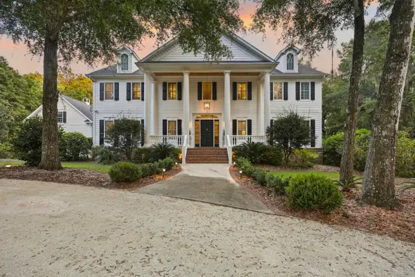 285 Brickwell Ln., Pawleys Island, SC 29585