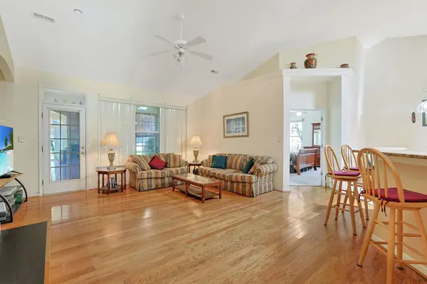3891 Stillwood Dr., Myrtle Beach, SC 29588