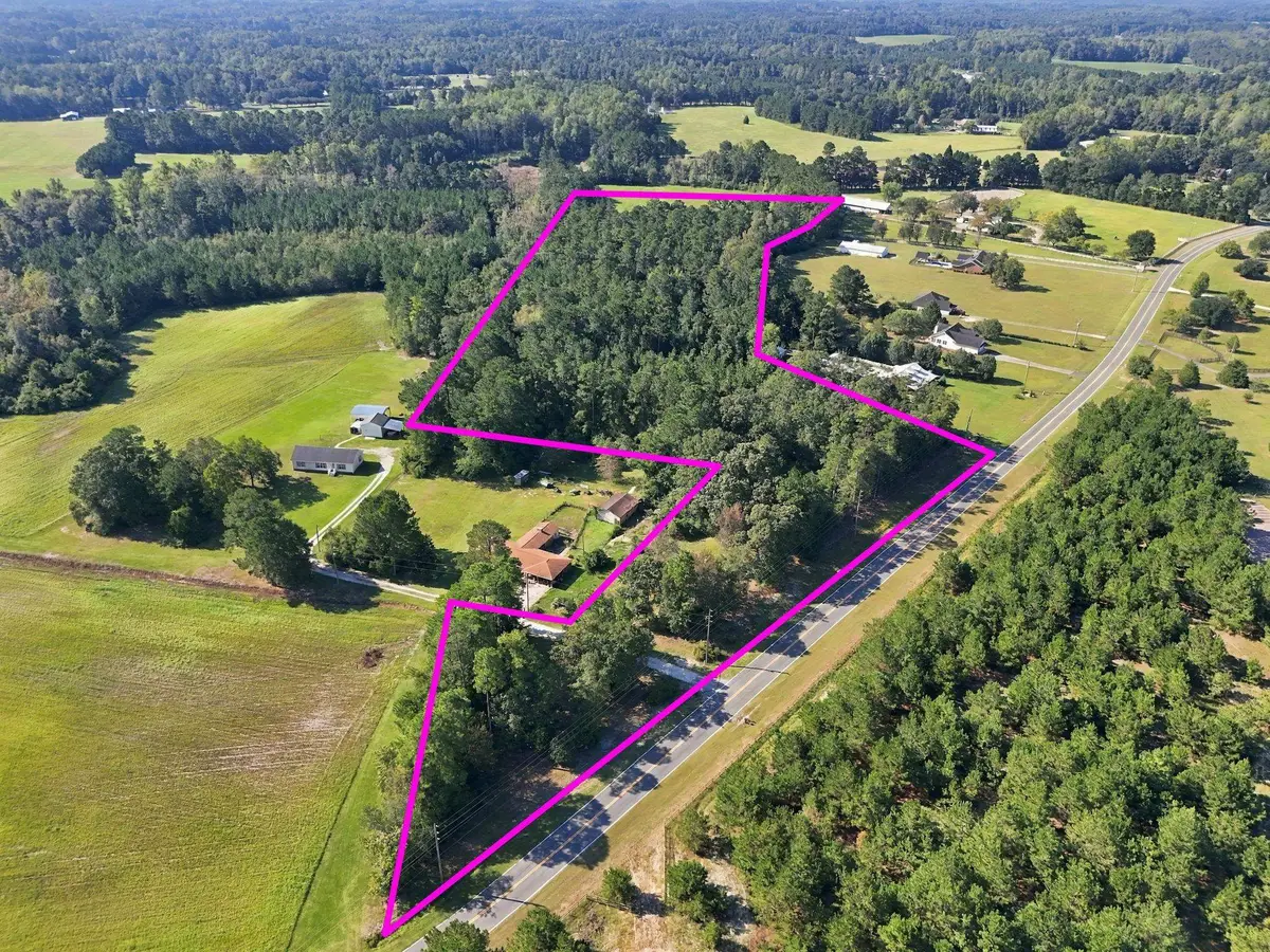 1612 Colts Neck Rd., Loris, SC 29569 - #1