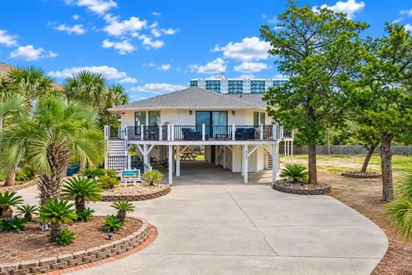 4705 Lewis Dr., North Myrtle Beach, SC 29582