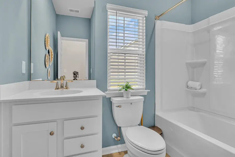 8712 Nashville Dr., Calabash, NC 28467 - #2
