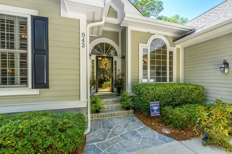 943 Heshbon Dr., North Myrtle Beach, SC 29582 - #3
