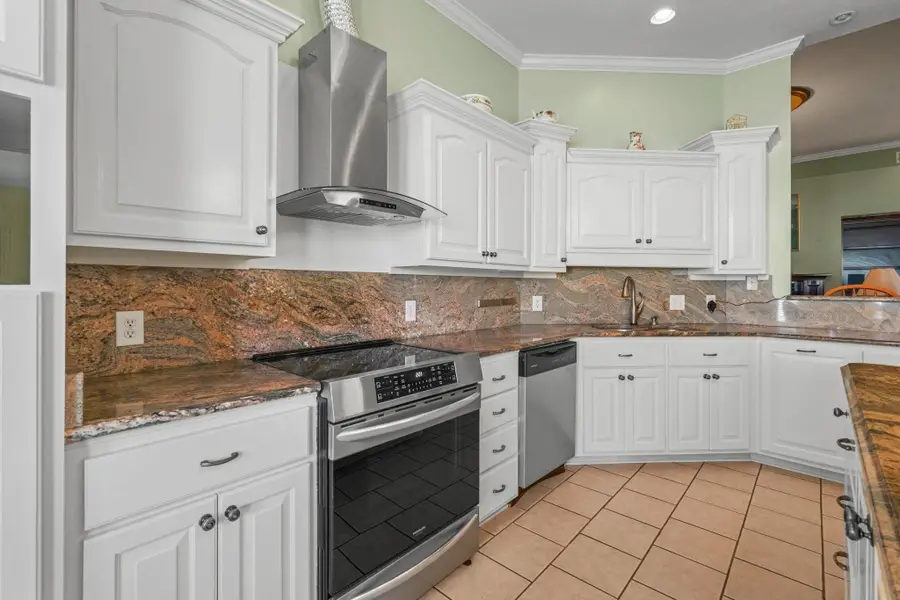 3712 Faith Dr., Conway, SC 29527 - #3