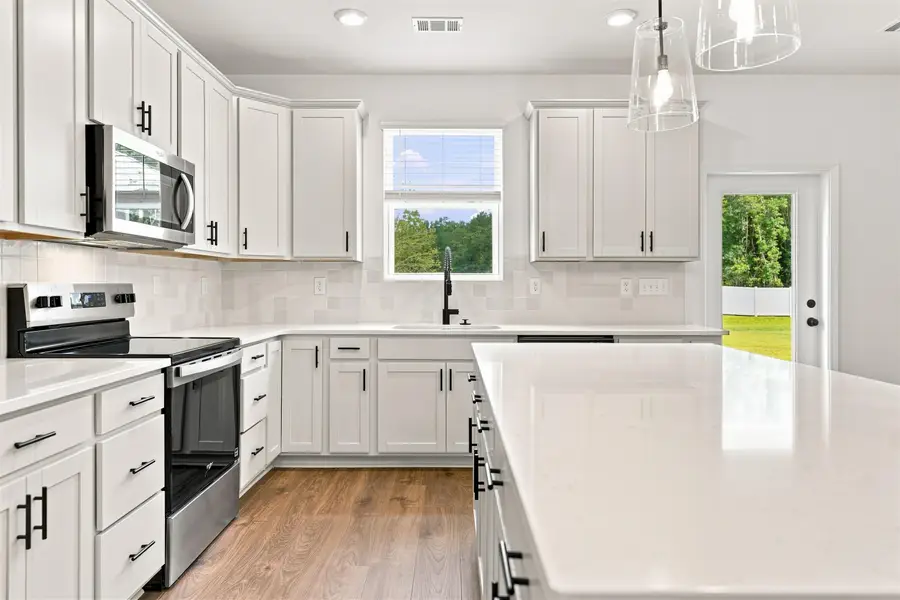 132 Buckingham Dr, Conway, SC 29526 - #3