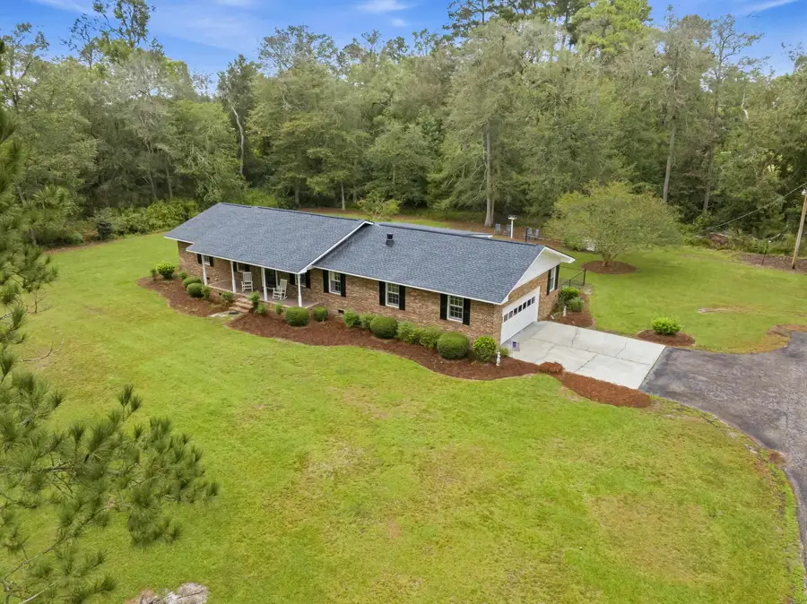 5315 U A Johnson Ln, Galivants Ferry, SC 29544 - #2