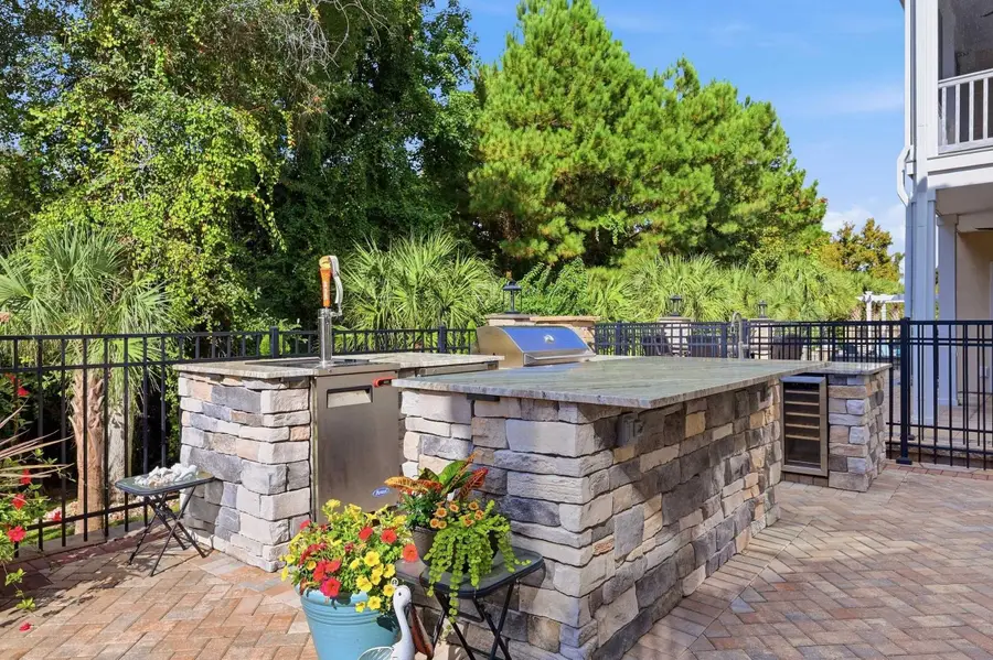 433 7th Ave. S, North Myrtle Beach, SC 29582 - #2