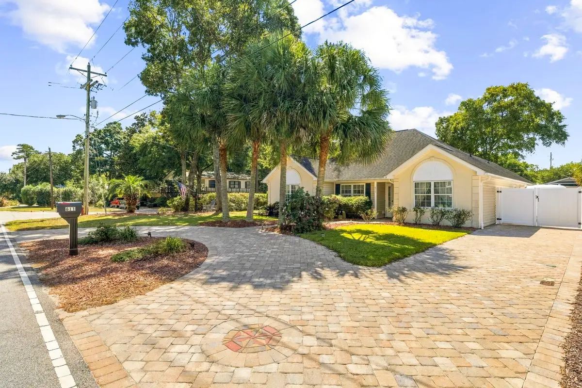 611 5th Ave. N, Surfside Beach, SC 29575 - #1