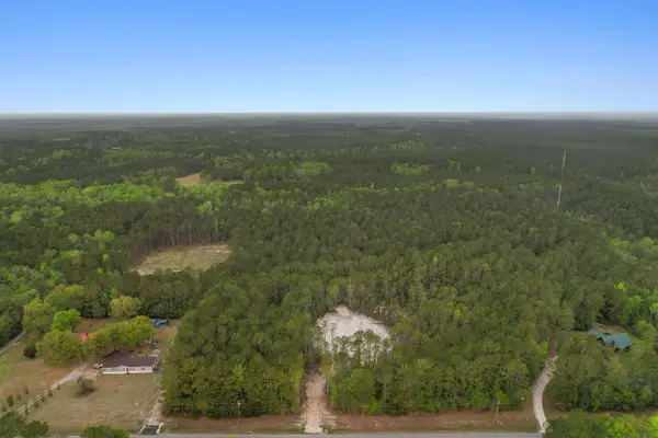 835 Indian Hut Rd., Georgetown, SC 29440