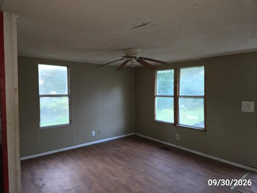 568 Pinckney Rd., Kingstree, SC 29556 - #3
