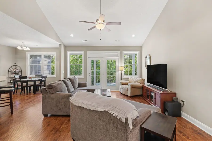 1039 Rosehaven Dr., Conway, SC 29527 - #3