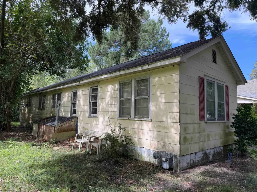 1105 Duke St., Georgetown, SC 29440 - #2