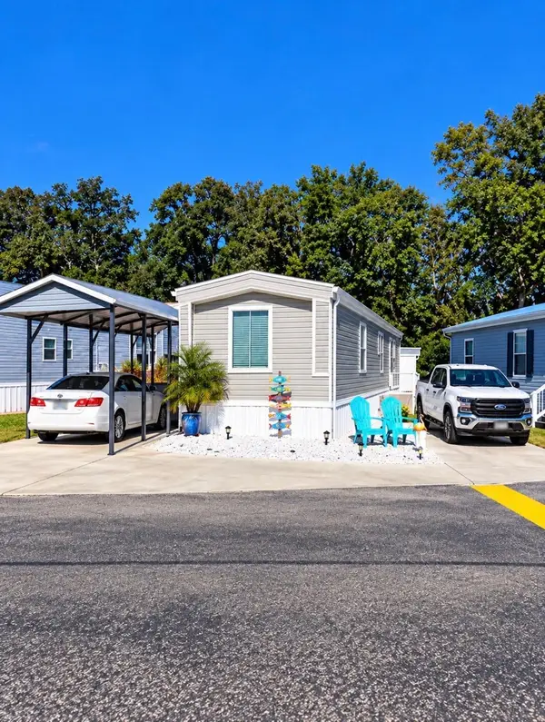 1421 Circle Dr., North Myrtle Beach, SC 29582