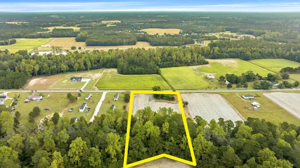 9741 W Highway 19, Loris, SC 29569