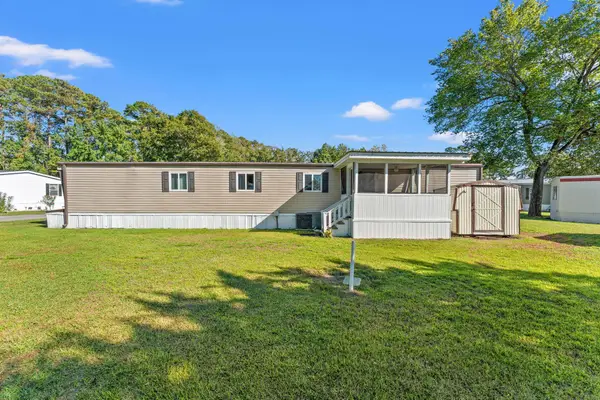 1415 Circle Dr., North Myrtle Beach, SC 29582