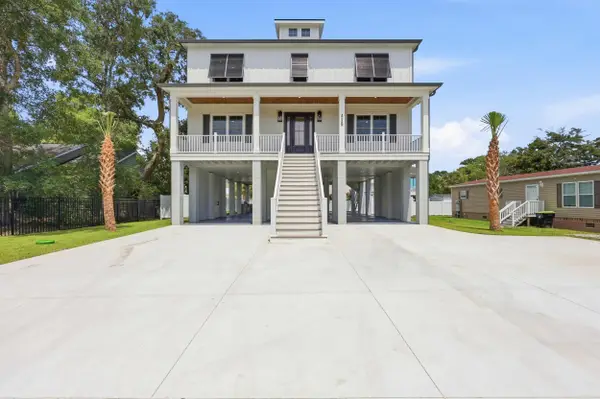 428 Vista Dr., Murrells Inlet, SC 29576