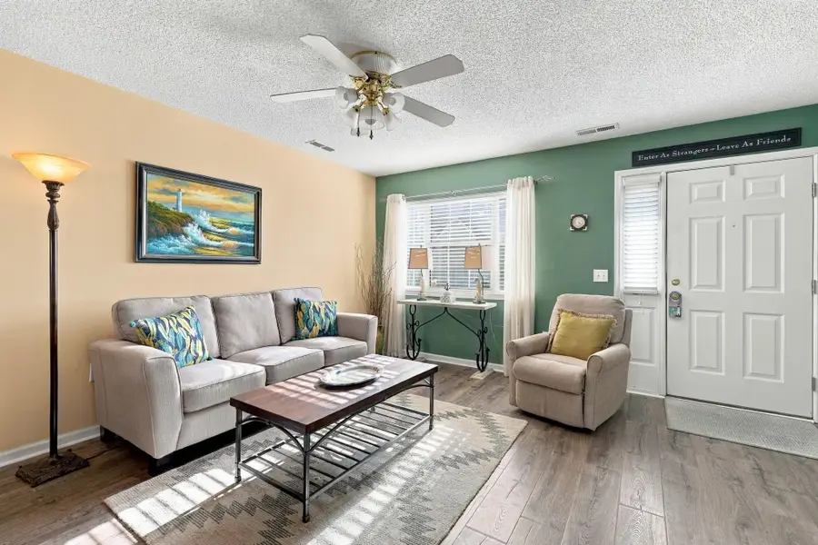 612 3rd Ave. S #9b, North Myrtle Beach, SC 29582 - #3