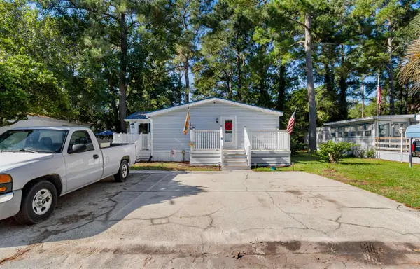 18 Spinnaker Ln., Murrells Inlet, SC 29576
