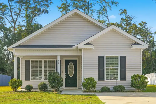 945 9th Ave., Galivants Ferry, SC 29544