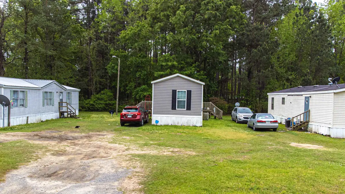 16 Locust St, Andrews, SC 29510 - #1