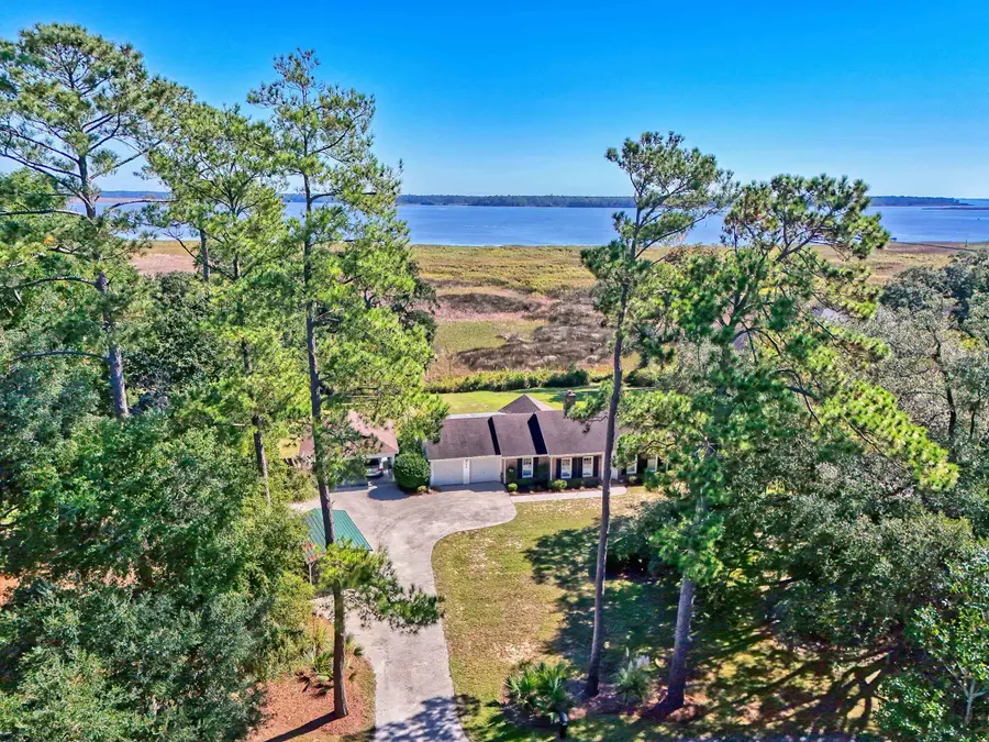 436 Golf Dr., Georgetown, SC 29440 - #2