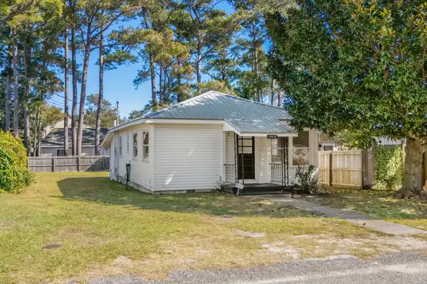 706 23rd Ave. S, North Myrtle Beach, SC 29582