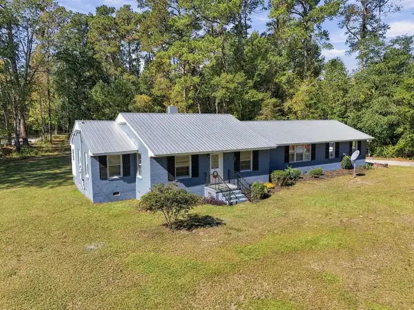 501 N Nichols St., Nichols, SC 29581
