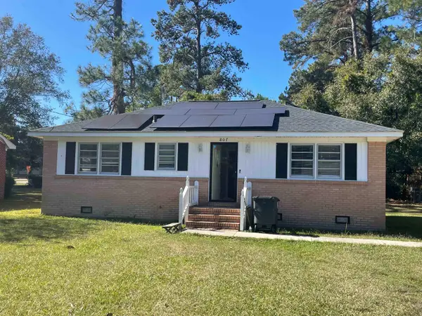 807 Myrtle St., Mullins, SC 29574