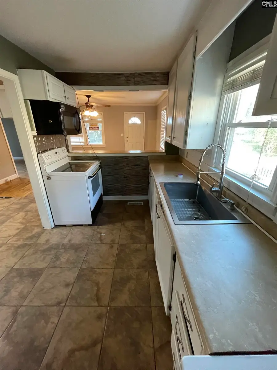 725 Brooks Avenue, West Columbia, SC 29169 - Image #3