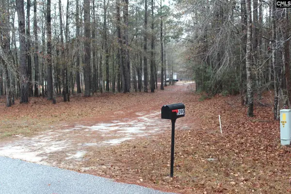 1090 Hidden Oak Drive, Manning, SC 29102