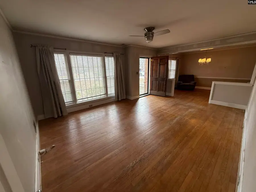 639 Veterans Road, Columbia, SC 29209 - Image #2